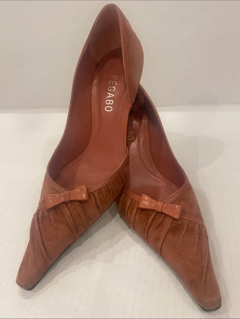 PEGABO 1990’s Old-Rose Pink Suede Pointed Toe Kitten heels Pumps Size 6